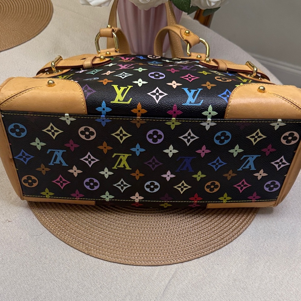 Louis Vuitton Authentic ๐ฏ Macadamia Black Multi Claudia Designer Women's Bag - Picture 4 of 17